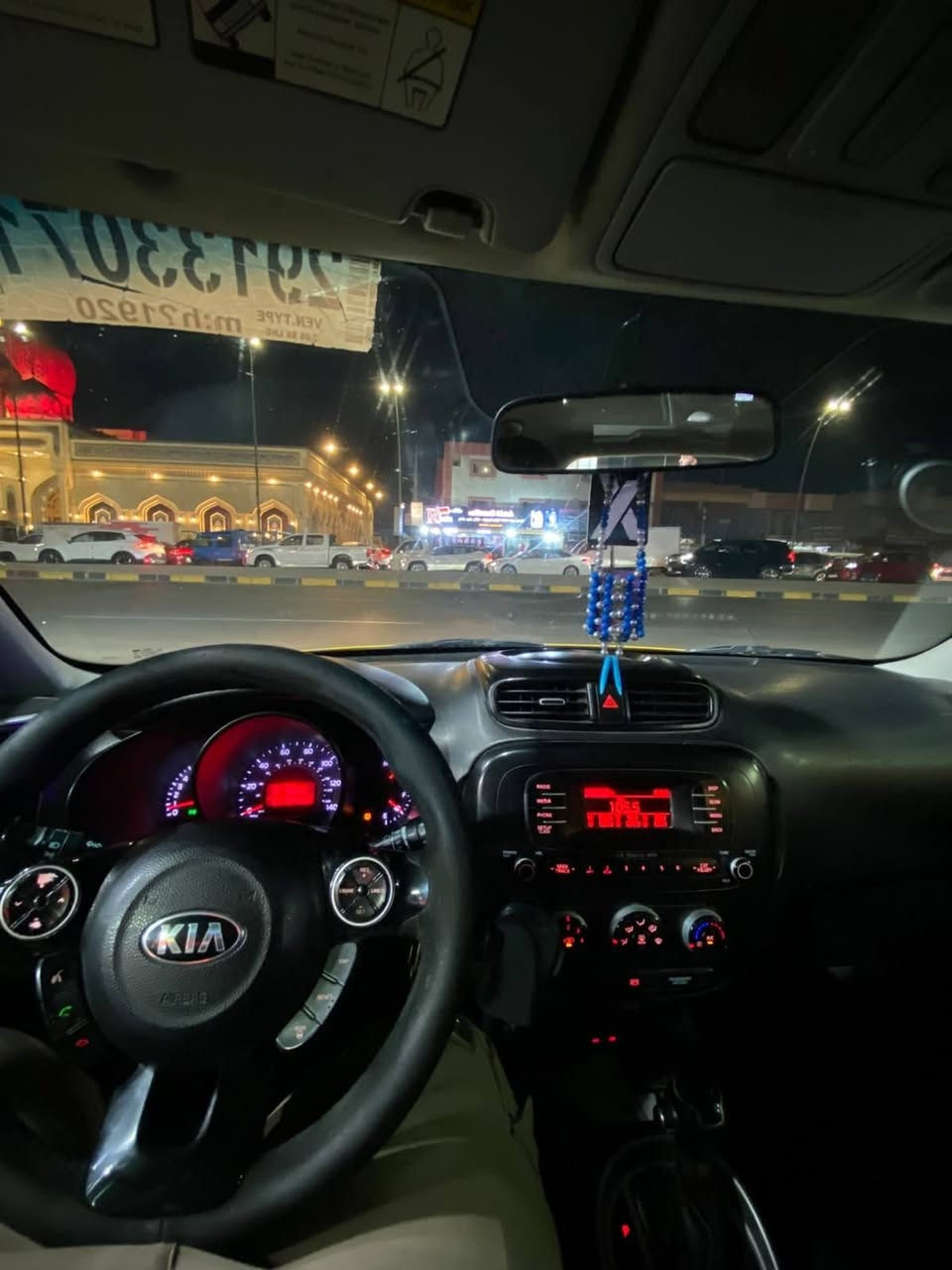 السلام عليكم
للبيع كيا صول ١٤ 
مكينه 2000 جي دي اي كير خير من الله 
تبريد منضومه كامله جديده بيها نقوصات بسيطه 
وطخات موضحه ب منشور 
السعر 90 بيها مجال بسيط جدأ
موجود خاص او اتصل *********** بي واتساب 
مكاني بغداد البلديات

