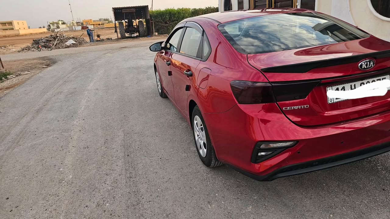 سيراتو خليجي ٢٠٢١بدون صبغ رقم بغداد بيه بارد فقط جاهزه مابيه اي نقص السعر١٢٧ $ مكان السياره ديالى الغالبيه 
***********
