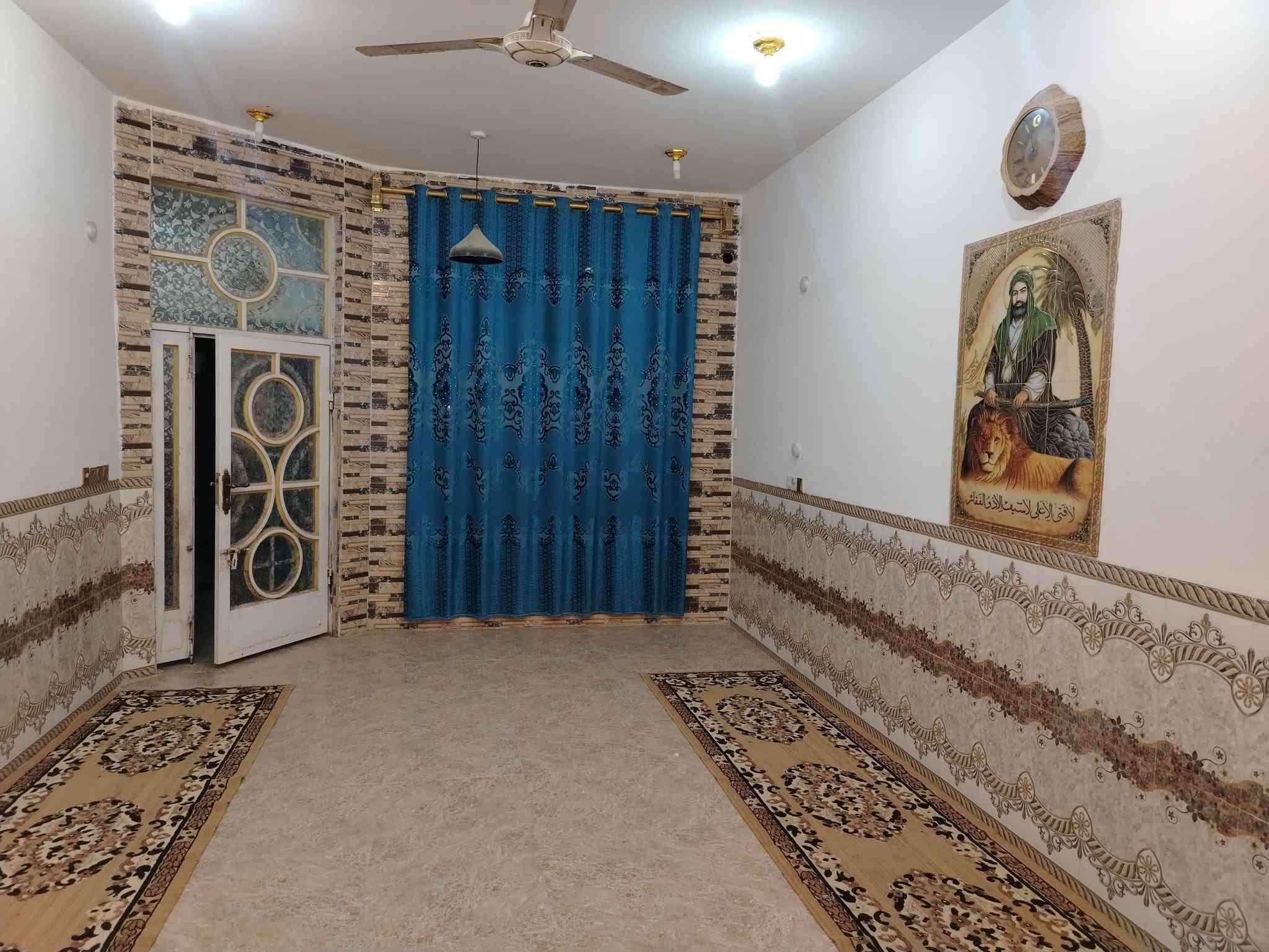 منطقة البيضاء • بيت • ٣٠٠م