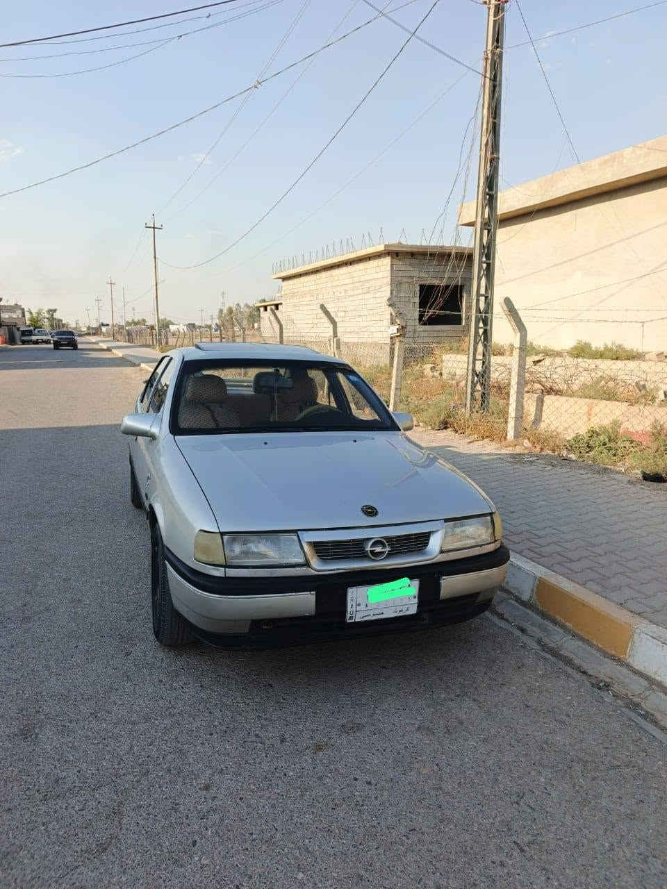 سلام عليكم اوپل فكترا للبيع موديل 92 مشروع وطني  محرك 20 سنويه ل 29 بأسمي السياره بلاد بدون صبغ سنتر لوك اربعه تايرات دسك . محرك لاصرف ولابخار گير جديد مكان داقوق إمام الهوى الاتصال على الرقم ***********
