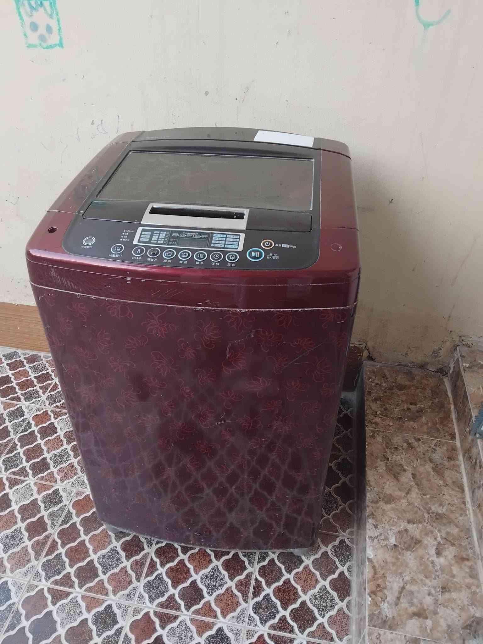 غساله وتماتيك للبيع كمله ***********.  سعر 125
