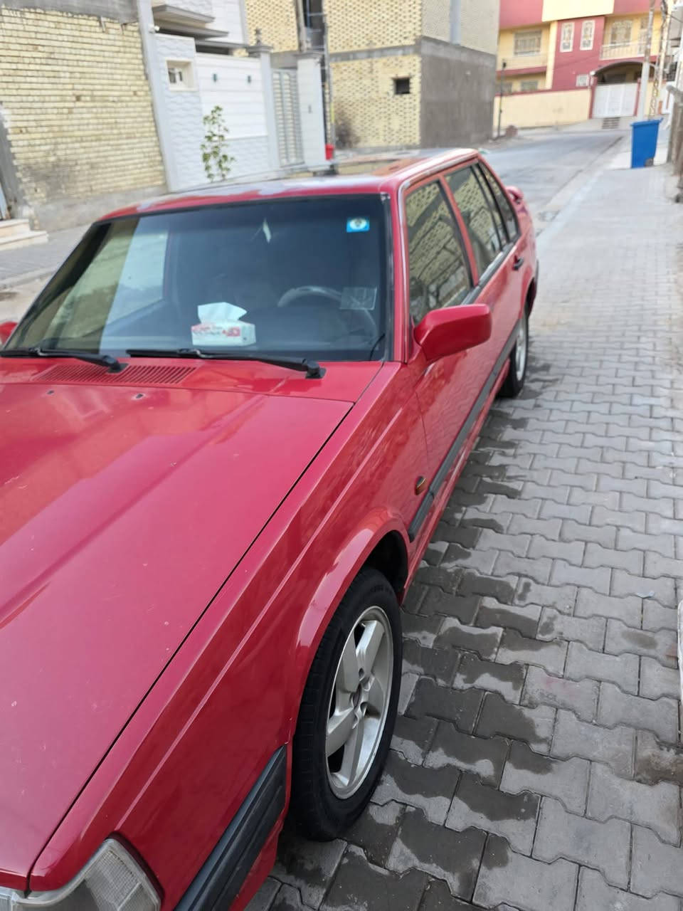سلام عليكم  فالفو 940 
موديل ٩٢ سياره  بلادي بيه جراد قماره وجنطه كفاله من ضربه وصبغ بيه خياس دور جاملق خلفي سعر٦٥ وبيه مجال 
ستفسار. ***********
