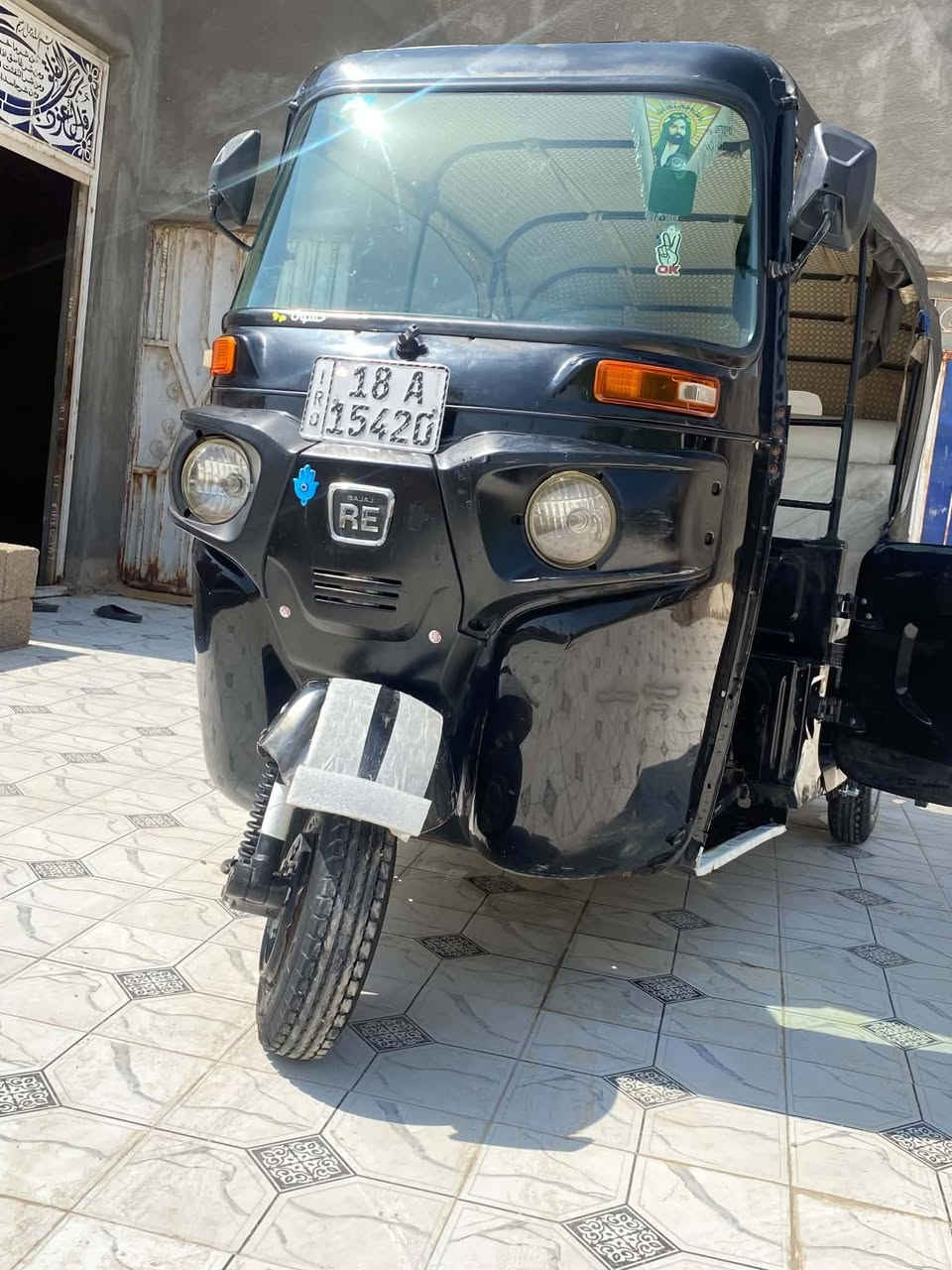 سلام عليكم، تكتك للبيع موديل٢٠٢٢ شهر ١٢ رقم وسنويه بأسمي مداور ثاني يوم مكينه امجفته بوشه وبستم، السعر ٨ وربع وبيها مجال عنواني سوق الشيوخ  ، ***********
