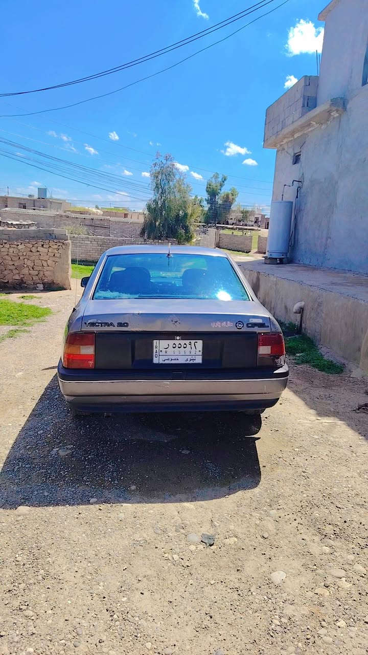 سلام عليكم أوبل فكترا حجم 20 رقم نينوي ألماني كابون بنزين 
اربع تواير جديد ستيرن بور باتري جديد صدر جديد الشرعي بل موصل تريد وكاله تريد تحويل لون فيراني السعر 35  قفل
***********
