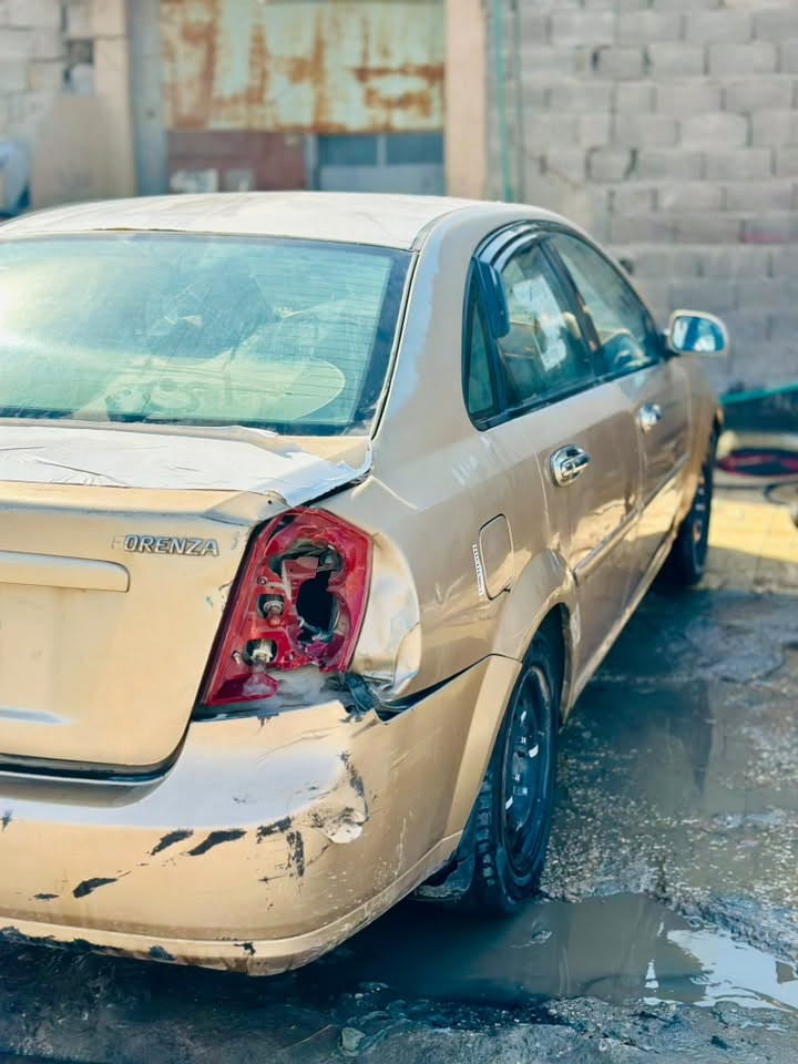 فورزية شكل اوبترا مديل ٢٠٠٦
اوتماتيك مكينه ٢٠٠٠
تبريد شغال سيارة تنكر سويج وتطلع وين متريد كامله من كلشي 
راعيه موجود تحويل كبل 
خصوصي
السعر 42 وبيها مجال 
للستفسار *********** مكان مدينة الصدر شارع الستة قرب مستشفى العطاء
