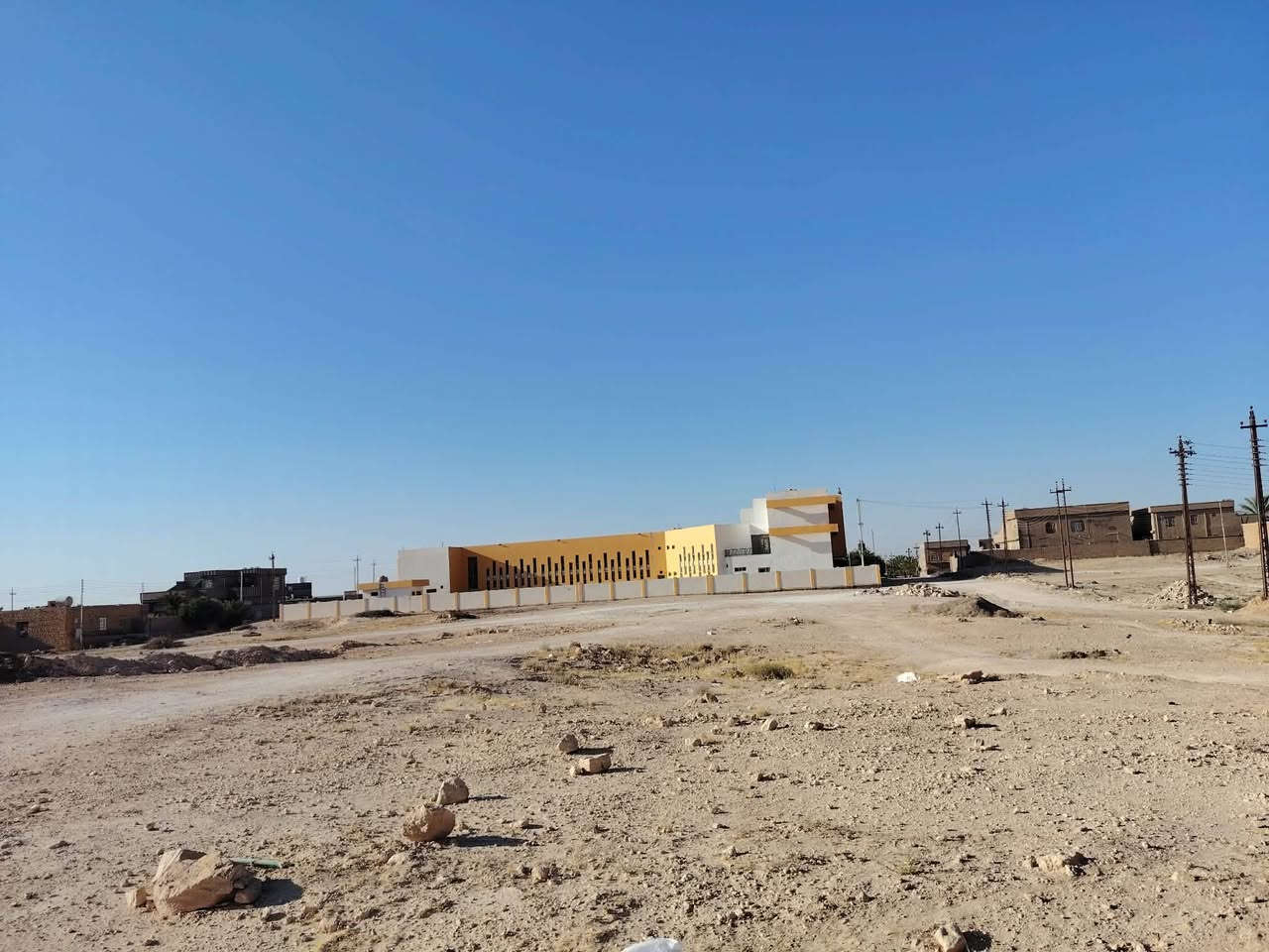 السلام عليكم
/بيع مستعجل /
قطعه أرض طابو صرف
/للبيع /في الشيخ حديد
قريبه على المدرسه الصينيه
الجديده
مساحه 200متر
السعر 7مليون قابل للتفاوض
للاستفسار على رقم ***********
