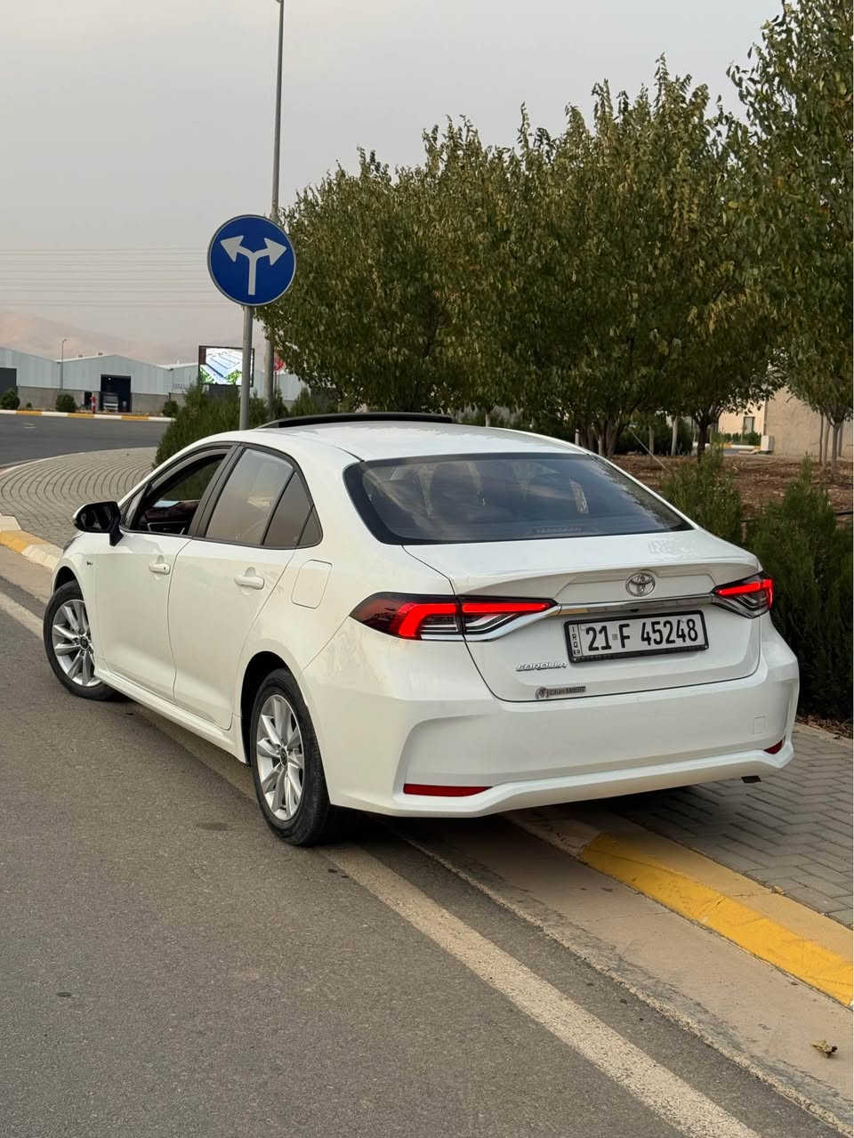 کۆرۆلا 2024 hev
32000کم ڕۆشتووە 
فول مواسەفات کوشن جلد و بەسمەو سلاید 
و ڕادار و خەتی جادە و شاشەو تەبرید مەرکەزی 
2  پەڵە ساردی هەیە  گێڕ و مەکینەی بەشەرت
سلێمانی  /   *********** السليمانية, العراق
