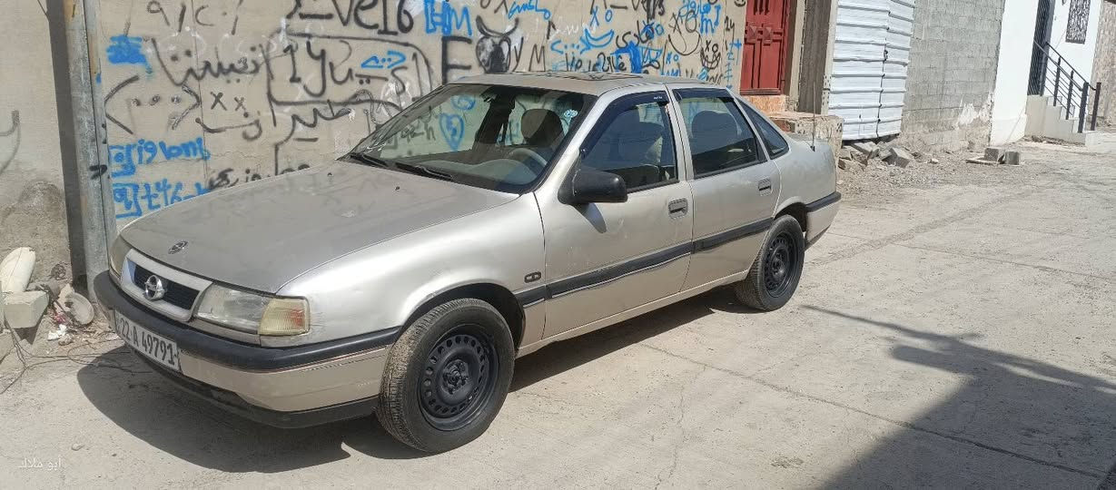 فكترا موديل 1990رقم اربيل سنويه جديد وباسمي بطاقه بنزين موجود وسعره 38وشويه بيه مجال *********** كركوك, العراق
