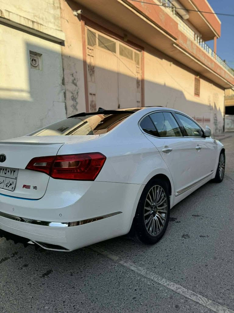 کیاکاندیزا  2013فول مواسەفات سی پارجە بویاخ بیناوگرتن گیرومەکینە بەشرتە سەنەوی بەسرچوە سعری خواز بازار دای دەنیم ماڵەکە هی ماڵانە ایماعرەزنیە 86مجال تیدایە شوین حاجیاوا ***********7714560416بس دەفروشیت گورینەوە ناکات رانية, السليمانية
