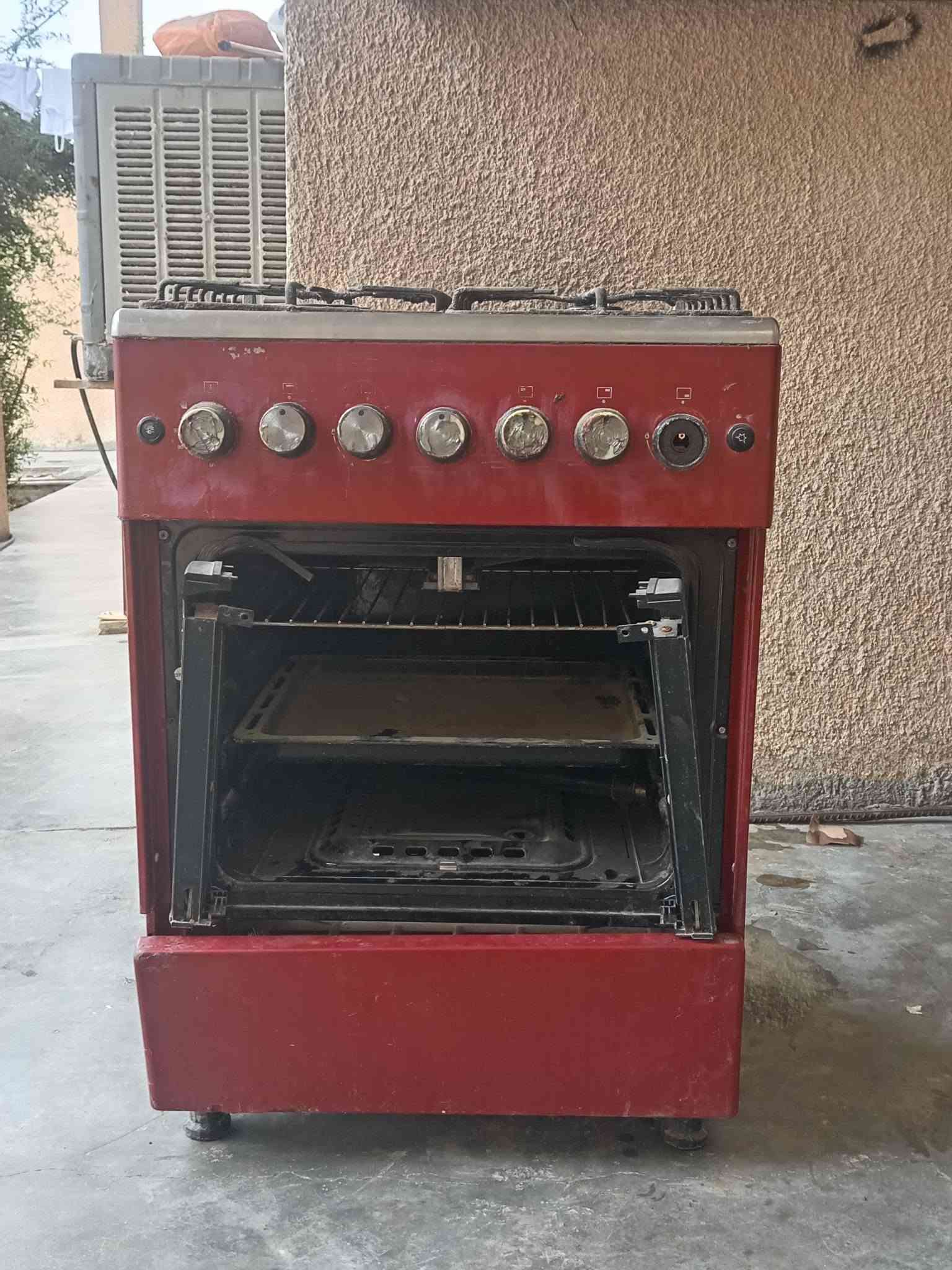 طباخ ٤عين • باب الفرن مكسور • وصوبة نفطية