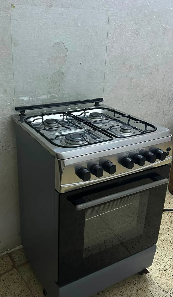 🔥اقره السعر قبل التفاصيل 115 الف
 للبيع طباخ 4 عيون نظام بوري مصري 🔥
للتواصل ع الرقم *********** واتساب 
للتواصل ع الرقم ***********
✅ شرط الشغل والنظافة
✅ فرن نظام خطين
✅ العيون شغالة بشكل ممتاز
✅ مناسب للبيت والاستخدام اليومي
📞 للاستفسار اتصل ويوجد توصيل داخل الموصل
