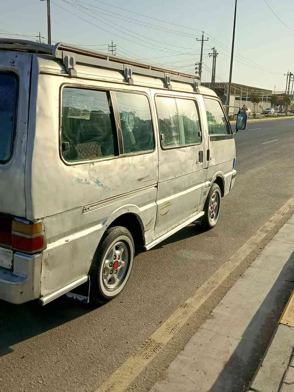 السلام عليكم كيا بستا موديل 94 سنوية بسمي تسقط 2028 سيارة جهازة من كلشي عنواني نجف غير متواجد على فيس السعر 30  رقم 
***********
