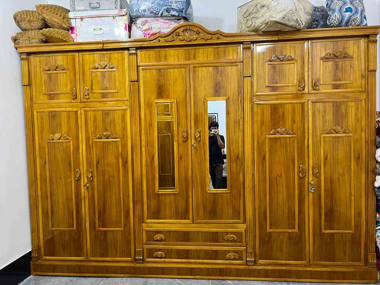 غرفة زان مصري • خمس قطع • بابل