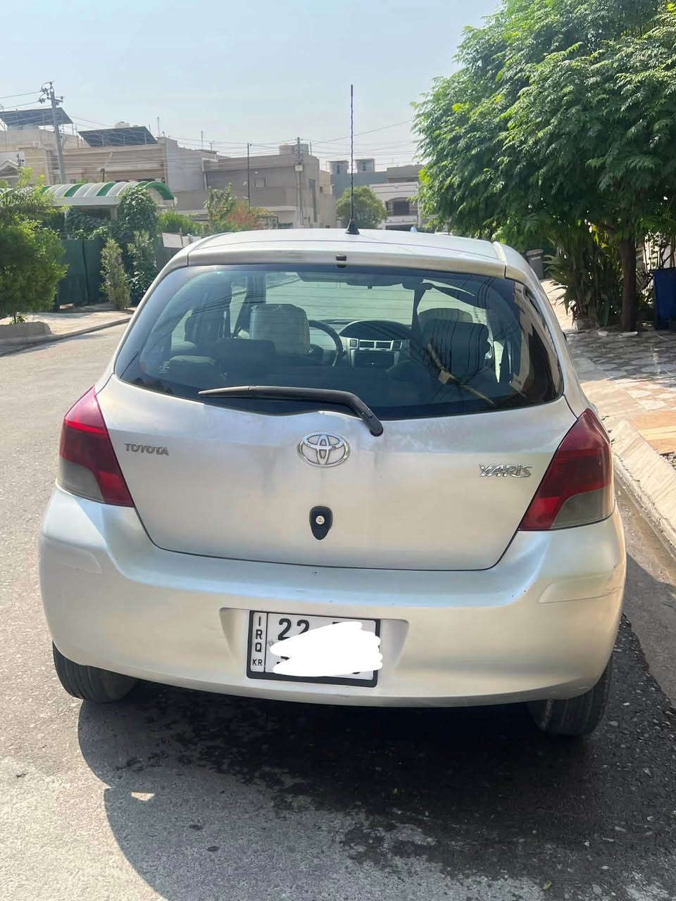 Toyota Yars 2011.

***********

یارس مۆدیل ٢٠١١ .
سێ پارچەی سبوغە پشت و پێش کەپس .
هەندەک سپی بونەوەی هەیە دیارە .
ڕەقەم و سەنەوی نوێیە .
سعری ٦٧$ وەرەقە و کەمەک مەجال .

*********** أربيل, العراق
