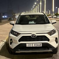 راف فور XLE • ٢٠٢٢ • ١٩٠ الف كم