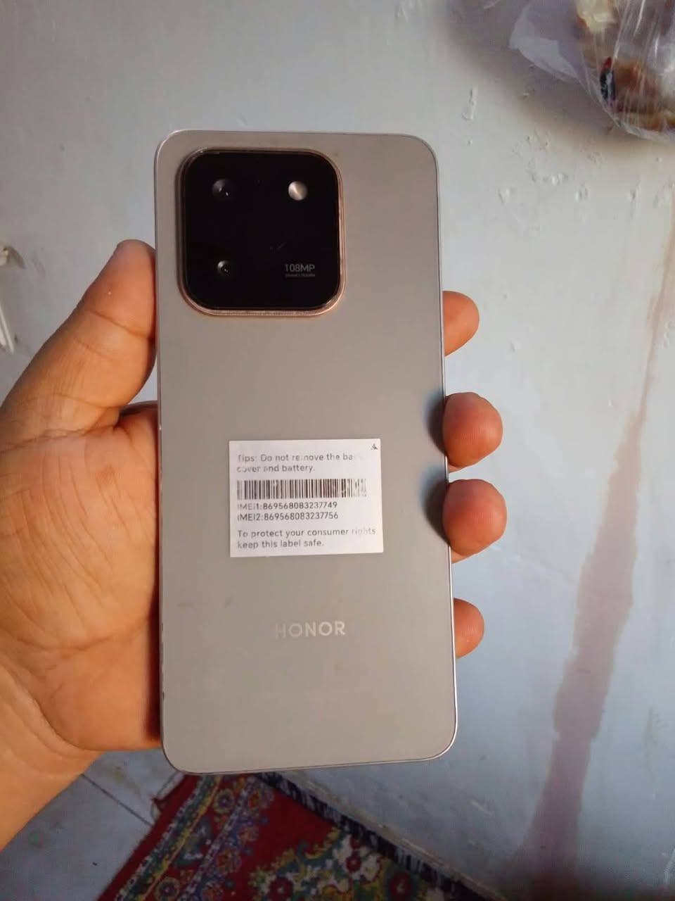 السلام عليكم جهاز Honor X9bللبيع جهاز دبل سيم كارت ذاكرة 256 بي فقط فطر بلشاشة يحتاج كلاس يسوونة بلسوك ب 15الف مايحتاج تبدل شاشة كارتونة مالتة والشاحنة موجودة للتواصل ***********2
