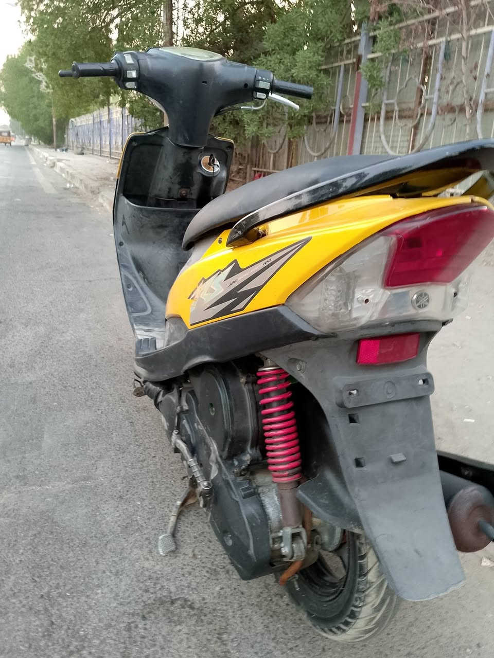 سلام عليكم ماكس 120دراجه خير من الله وكلشي نضيفه نكره سلف بكل وقت سعر 450عنوان بغداد الشعله هاتف ***********
