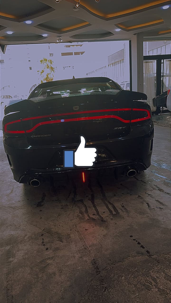 السلام عليكم جارجر موديل 2015  اصل
‏مواصفات SXT

 شاشه كبيره

حادث بدون ايرباك جان بيها فابلون اسود وصار بيها بارد اثر فابلون بدون اي حاولب اي ضرر
ماشيه 155 

بدون دواخل بدون اي قطعه تبديل 

اي كلوب ما مشتغل 

كير محرك تبريد حماوه كله مكفول 

محدث اس ارتي بنيد ودعاميه 

ويل 20 تاير جديد 

رقم بغداد تحويل 

سياره كاعده وخير من الله مكاني بغداد 

السعر 150 وبيه مجال لشراي 

*********** 

***********￼
