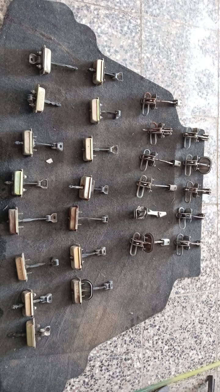 متوفر قطع غيار سيارات أمريكيه تاهو وجمسي ويوكن
قطع بلاديه
متوفر جمله ومفرد
للتواصل على واتس اب 
***********
