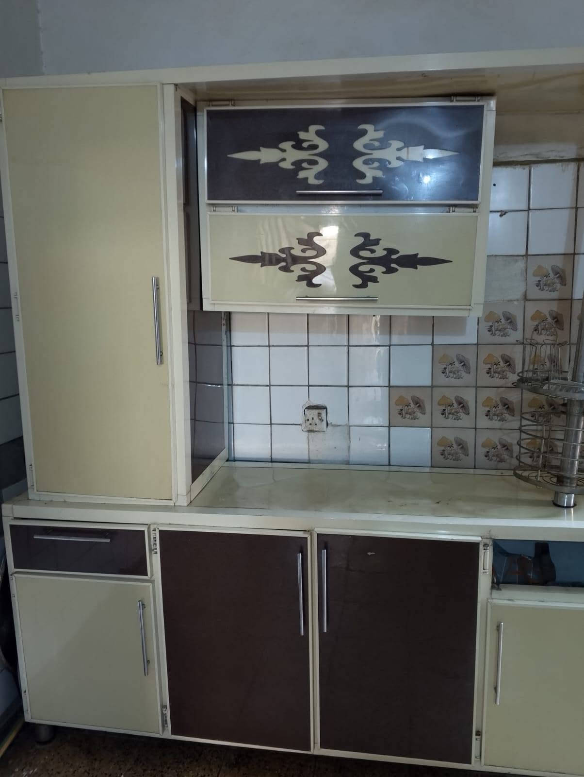 غراض للبيع جدد مال بيت مستعجل على بيع مبرده 110كاونتر 190غساله 100
***********
