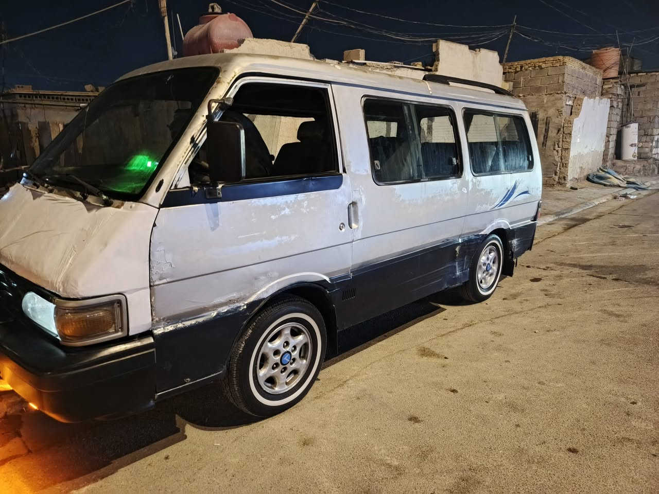 سلام عليكم كيا بستا للبيع موديل1995 ام الزعانف مكينه كير اكسل مكفول مكينه بيه خيط بخار خفيف كلش بدون تنقيص كهربائيات كله شغاله مصفره هيئه مرور سنوية نهايه 2029تخم تاير ستوني شادة سياره مصبوغه  استفسار اكثر اتصل السعر 40وبيه مجال قليل رقم الهاتف للستفسار ***********
