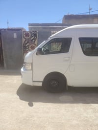 جنبي  H2البيع  السياره خير من الله كير مكينه مكفولات  السياره مصبوغه ح...