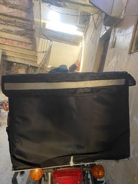 صندوك اسود قماش جديد قبل يومين اشتريته مكاني الوزيريه قرب جامع النداء ...