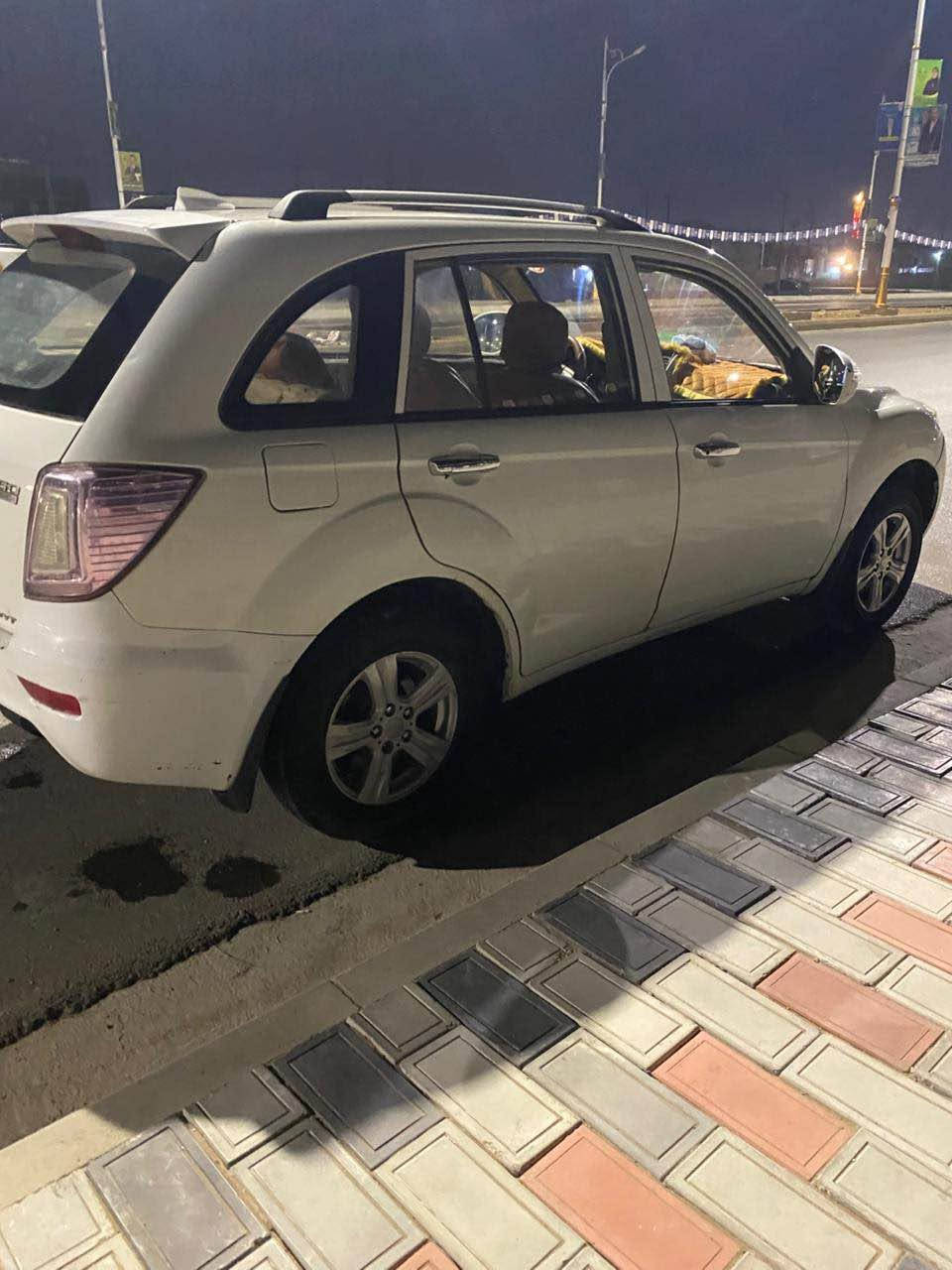 سلام عليكم
سياره ليفان x60  موديل 12 سياره كفاله من ضربه وتبديل وصبغ مكينه كير كفاله حداديه جديده تخم تاير جديد سياره بسمي سنويه هسه نفذت تبريد عوزه كنبريسر سياره جاهزه عده تبريد مكاني ميسان  البيع فقط 

*********** عمارة, ميسان
