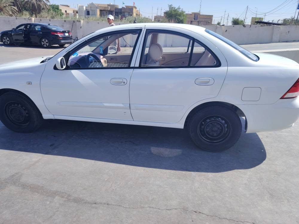 سياره جديده بمعنى الكلمه كفاله من كل نواحي عدا بارد بسيط بالباب سائق
مع رصعه عدد ٢
***********
سعر ١٠٥ وبيه مجال بسيط دهل اوران, واسط
