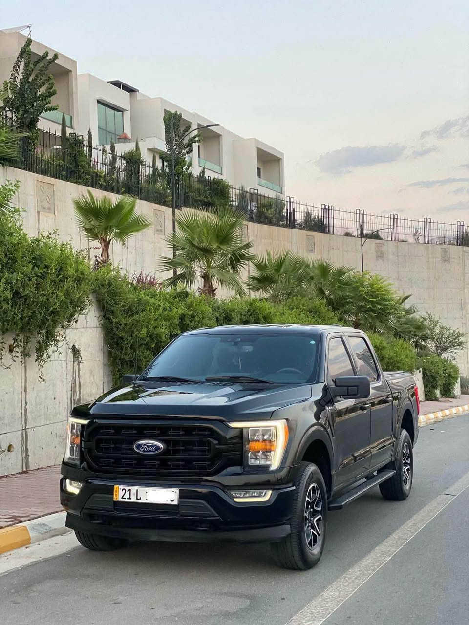 فۆرد F150 مۆدیل 2023 سوپەر 4*4
مەکینە V8 5.0L
کوشن جلد و خەزن و کارەباو هیتەر
شاشە گەورە
گێچ ئەلکترۆنی
کۆدی دەرگا
بەسمە و شەغال
حاسەی پێش و دوا و لاتەنیشت و کامێرا
لایت LEd
زۆر مواسەفاتیکە
بۆیاخ پەلەیەک بۆیاخی هەیە
و بۆنید و چەمەلەخی سەکن گۆڕاوە بە بیلاد
هەموو گیانی بەشەرت
کتابی جامڕەشی هەیە و سەنەوی تازەیە

شوێن سلێمانی

بۆ سعر پەیوەندی بکەن(📥)

گێر و مەکیەنەی بەشەرت 
هیچ کێشەیەکی تێدانیە 

ژمارەی خاوەنەکەی 
***********
