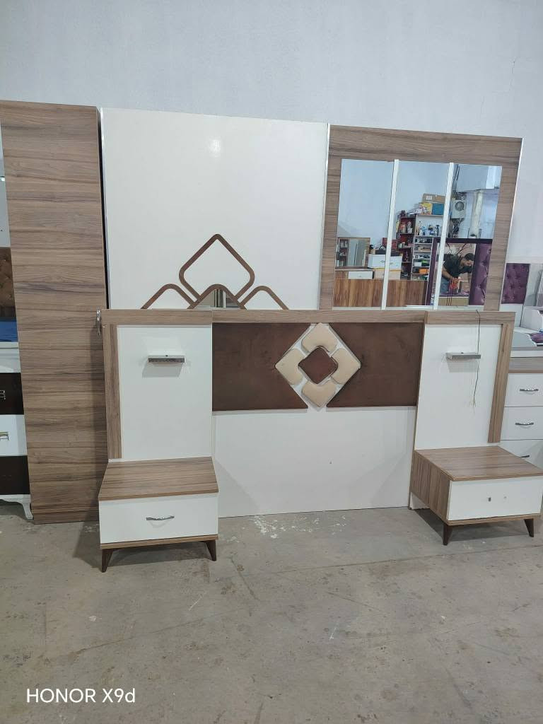 غرفه كامله ب350 بي مجال *********** كركوك, العراق
