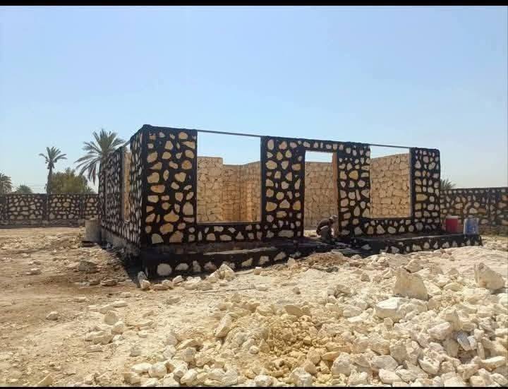 بناء • حجر • كرسته