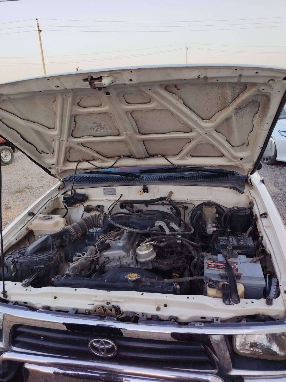 سياره للبيع موديل ٩٨ السياره مابيها  صبغ شرط حار بارد السعر ٨٢ وبيها مجال الشراي يتصل ويدلل  المكان الحويجه *********** @إشارة
