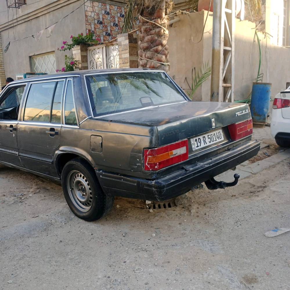 فولفو ٩٠ • محرك وكير • نجف
