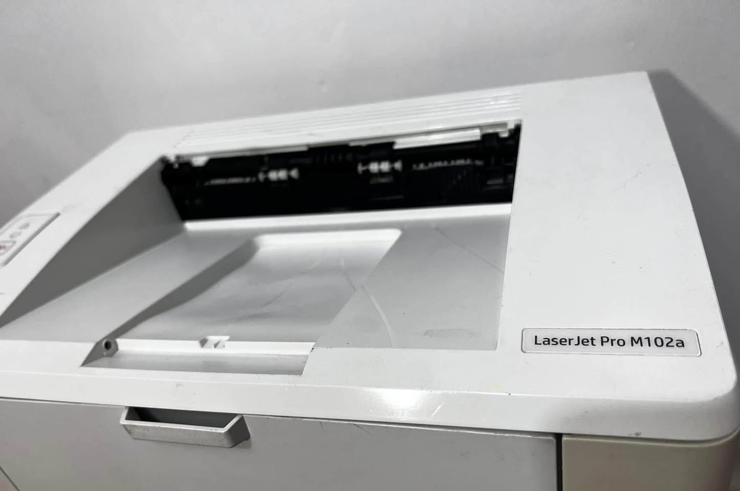 HP Laser jet pro m102a 
➖ طابعة اسود وابيض 
➖بسعر 60 الف فقط✔️
➖ متوفر واتساب للحجز 
*********** 📞 
➖ متوفر خدمة توصيل 🚚
