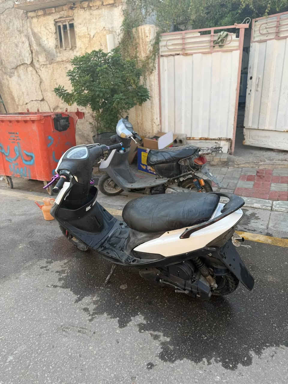 للبيع سعر 400 قفل قفل مكاني كربلا حي العامل او القادسيه يم بانزين خانه رقمي *********** دراجه كهربائيات شغاله مكينه خرسه بوشه ٤٩ مفتوحه مره وحده
