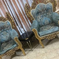 عندي تخمين للبيع قنفتين كبار وثنين كرسي وحده وسط والثاني هم نفس الشي ا...