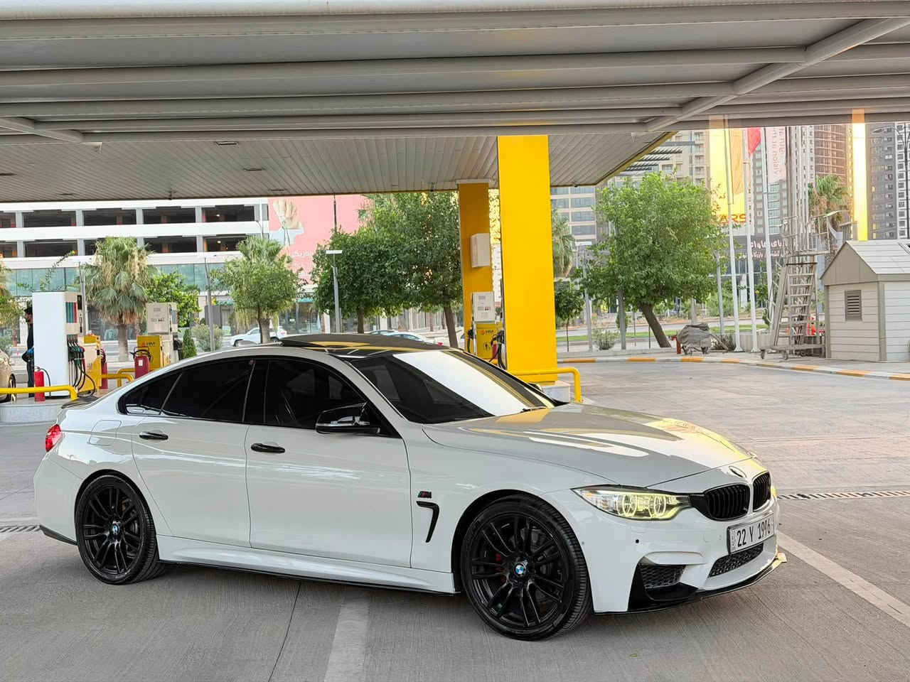 السلام عليكم حبايبي
2017 , 430i 

حجم 430i
شريكه عروش  كلين  بدون  صبغ  
محرك 2000تون توربو  
محرك  كير  مكفولل
سعر ١٧٨مجال بصيط

كفالة لغد شاصي

كفاله كير محرك 

كهربائيات كله شغال
ماشيه ١٥٠كم
محدث M4 
المواصفات
1/1  فوول فوول 
داخل احمر 
بصمه
فتحة
رادار 
ستيرن M كاربون اصلي
شاشة كبير 
ماوس كبير

كاميرا 360

تحكمات ستيرن

كشنات تدفئة

كشنات كهرباء خزن

سايد بريك عصى

مري كهرباء

مري قلاب R

ابواب بصمة

لايت داينمك اوتو

ويل BMW اصلي

شاشة اعطال

حساسات خلفي امامي

ماسحات اوتو

تركشن تزحلق

انظمة قيادة عدد5

شفتات ستيرن

مكان جمجمال  سليمانيه ***********
