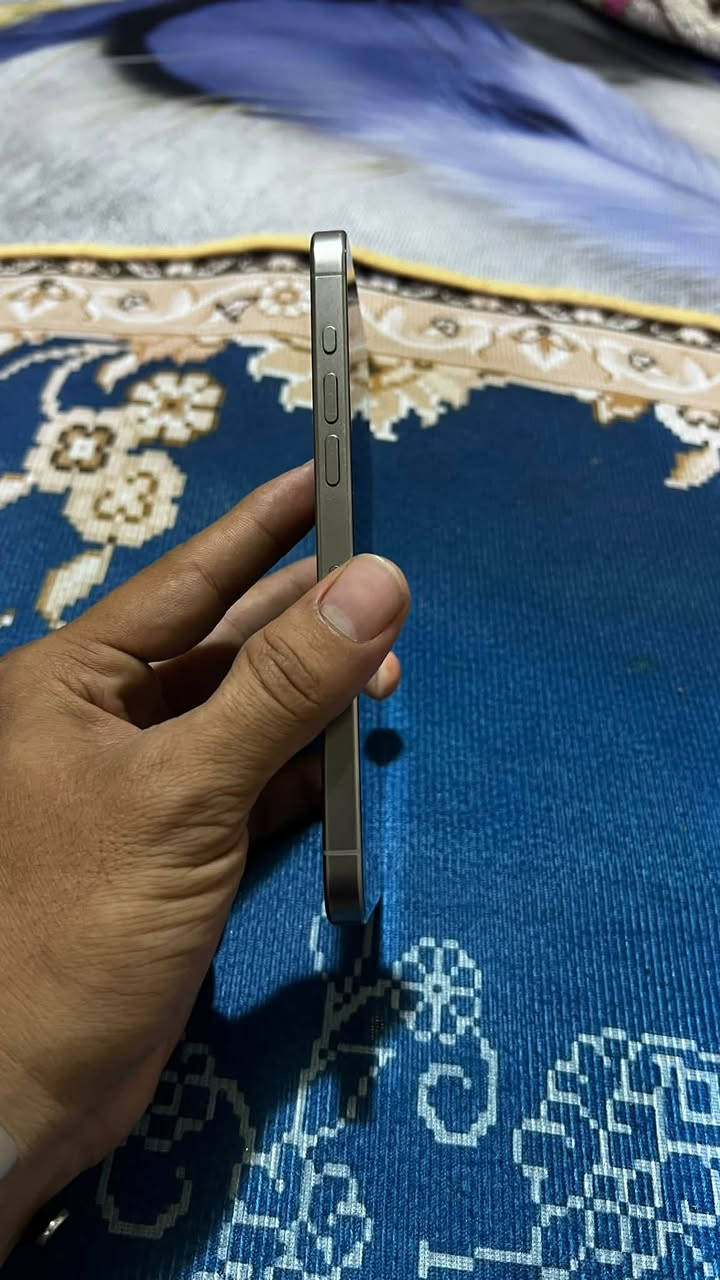 السلام عليكم ايفون 15 برو ماكس للبيع نضافة 100/100بطاربتة 86 ذ 256ب مليون للتواصل ***********
