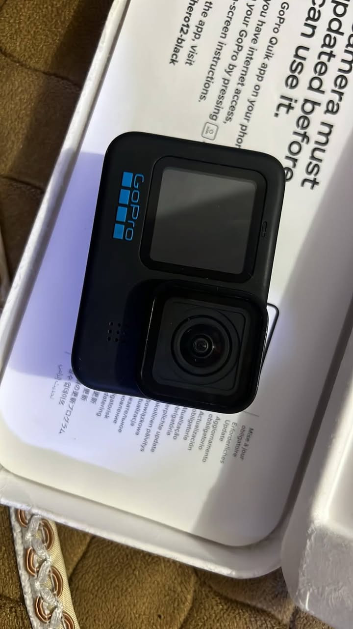 GoPro HERO10 Black
كاميرا كوبرو 10 جديده مامستخدمه
بدون ملحقات فقط كاميرا
سعرها300..الـف
 المهتم يتفضل للواتساب
***********
