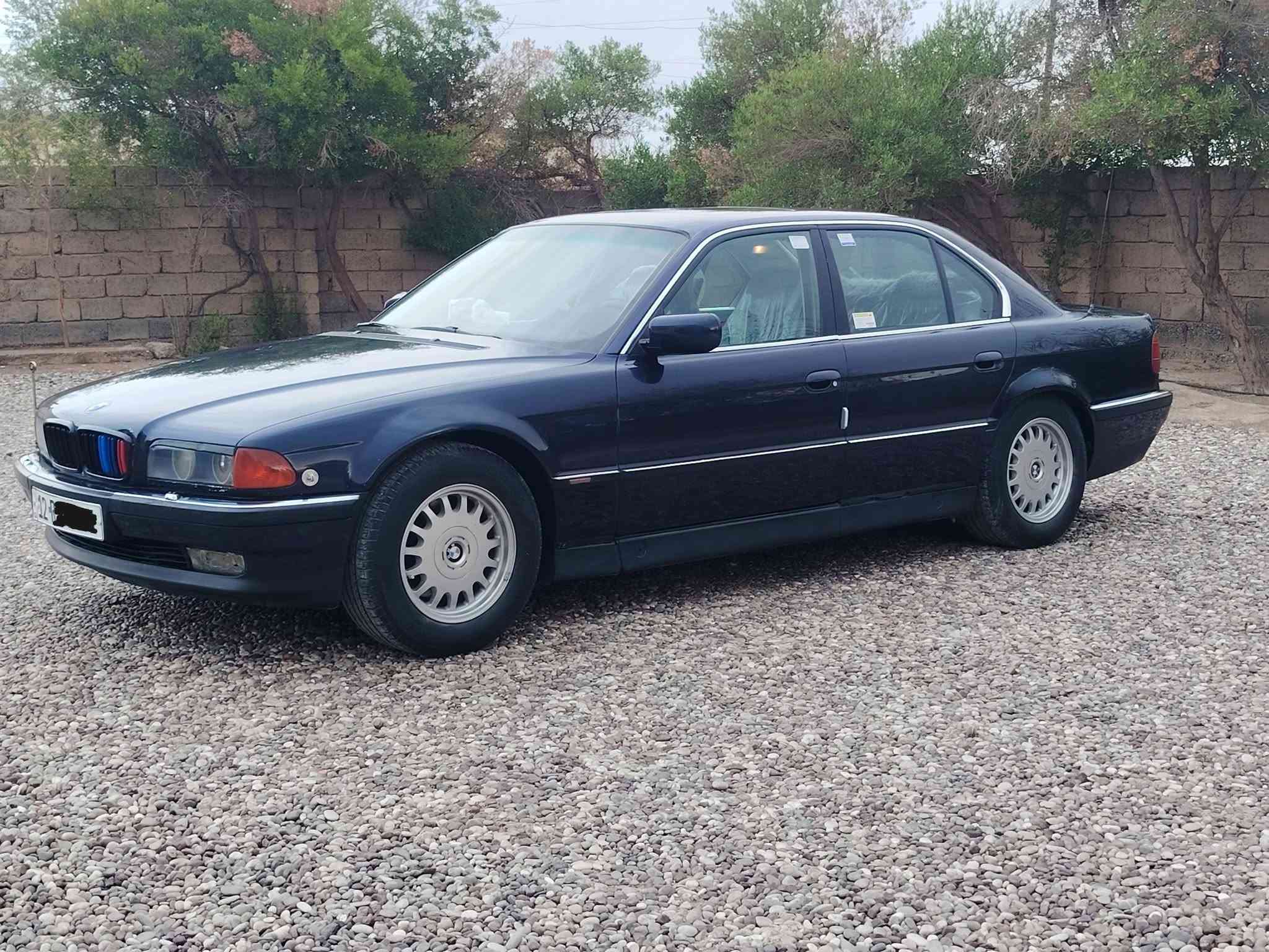 730i • V8 • رقم نينوى