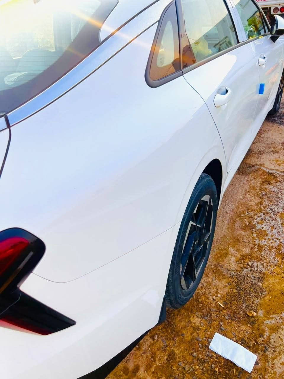 يا الله
كي فايف موديل ٢٠٢٥ محرك gdi2500 مكفولة كفالة عامة 

ماشية ٤٠ الف تشغيل عن بعد بصمة تشغيل بصمة أبواب مري شفط 

كشنات جلد كشن سايق كهربائي تحكمات ستيرن مثبت سرعة تبريد لمس قطعتين صندوك كهربائي لايت زنون حساسات ٣ وضعيات قيادة وبعد هواي بيها مواصفات السعر ٢٢٠ وبيها مجال فقط بيع شراي اتصل خاص وتعليقات ما ارد عليهن *********** مكان السيارة واسط الصويرة
