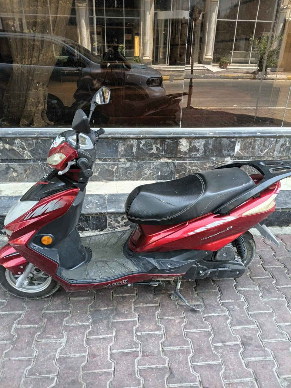 دراجه للبيع صيني دبل ريموت تشغيل عن بعد سعر 700,000 واذا اكو مراوس رقم الهاتف ***********
