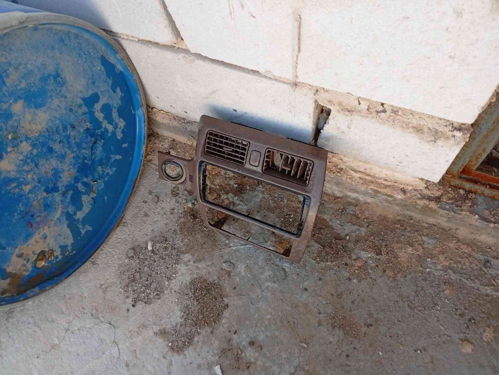 غرض افلون موديل 96رقم تفصيخ العنوان النجف شارع المعمل ***********
