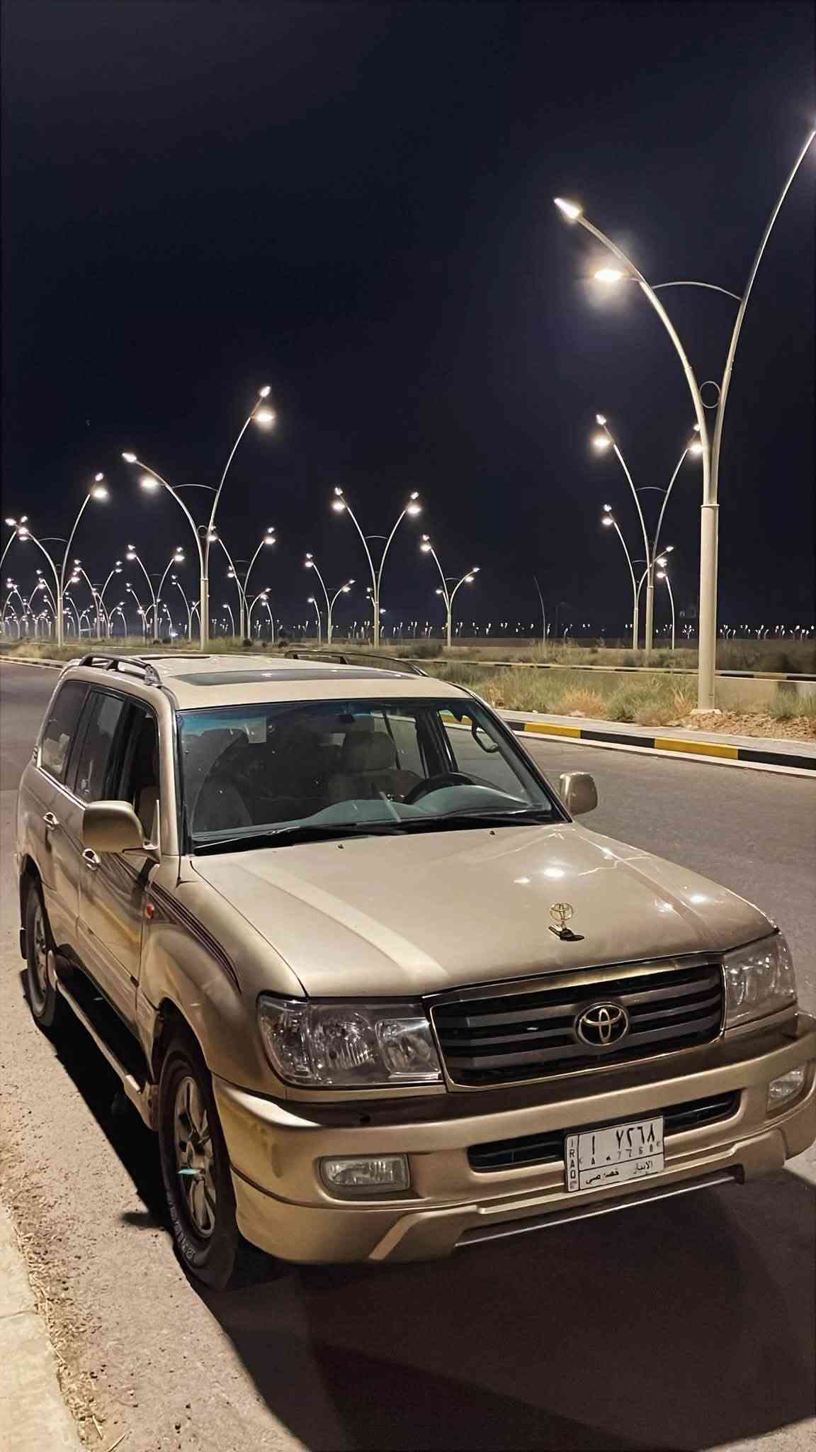 السلام عليكم لاندكروز مونيكا 2006 وارد خليجي بدون ضربه بدون حادث ولا مقلوبه مكفوله بس مصبوغه للجماليه رقم أنبار ب اسمي تحويل ثاني يوم مكينه وكير خير من الله حداديه خير من الله تدفئه تبريد السياره ما ناقصه شي السعر 135 وبيها مجال .  واتساب او رصيد 
*********** 
***********
