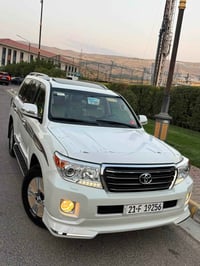 لاندكروزر GXR • ٢٠١٣ • بدون صبوغ