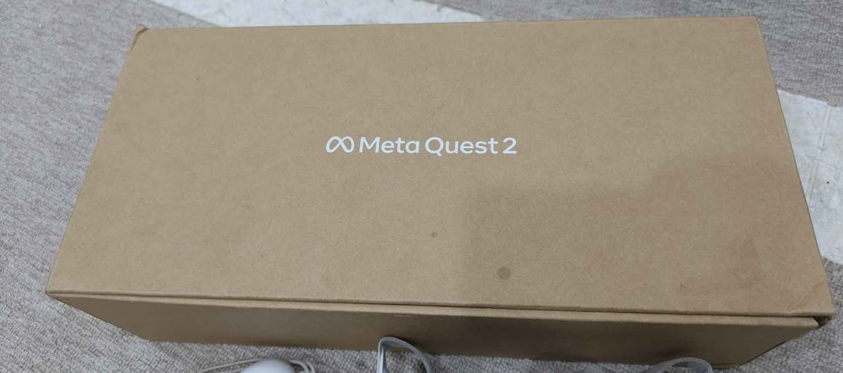 Meta quest 2 
120hz 
128gb 
Zor xawena 
185 hazar 
Wats app *********** أربيل, العراق
