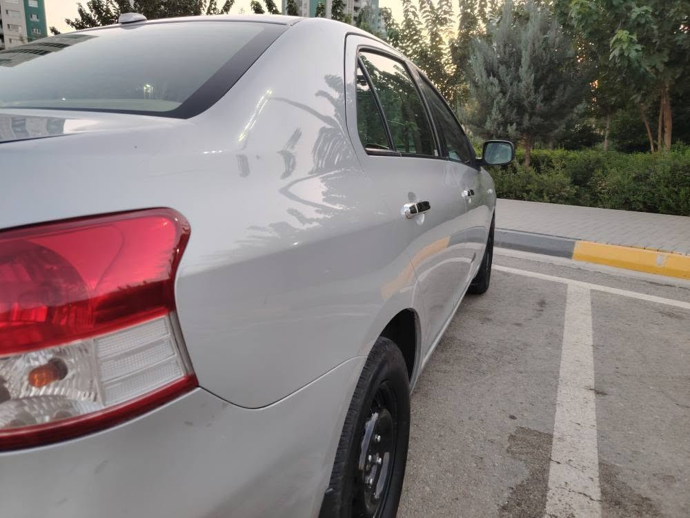 تۆێتا یارس یابانی مۆدێل 2008گێڕ عادی مەکینە بجووک بێ بۆیاخ بێ کاڵ بونەوە بێ پارچە گۆڕاو بێ تەرزە دووپەڵە ساردی بجوکی هەیە ڕەسمی سۆنەرەکەیم داناوە ڕەقەم باریک سەنەوی تازە کارتی بەنزینی هەیە چوارتای لۆکی لەژێرە گشت گیانی بەشەرت ماڵی دۆستە گێڕ مەکینەوتەبریت تەقەو ڕەقەی نیە مواسەفات ABSپێنچ کەلەیە سعری 69$مەجالێ کەم 
***********
*********** كركوك, العراق
