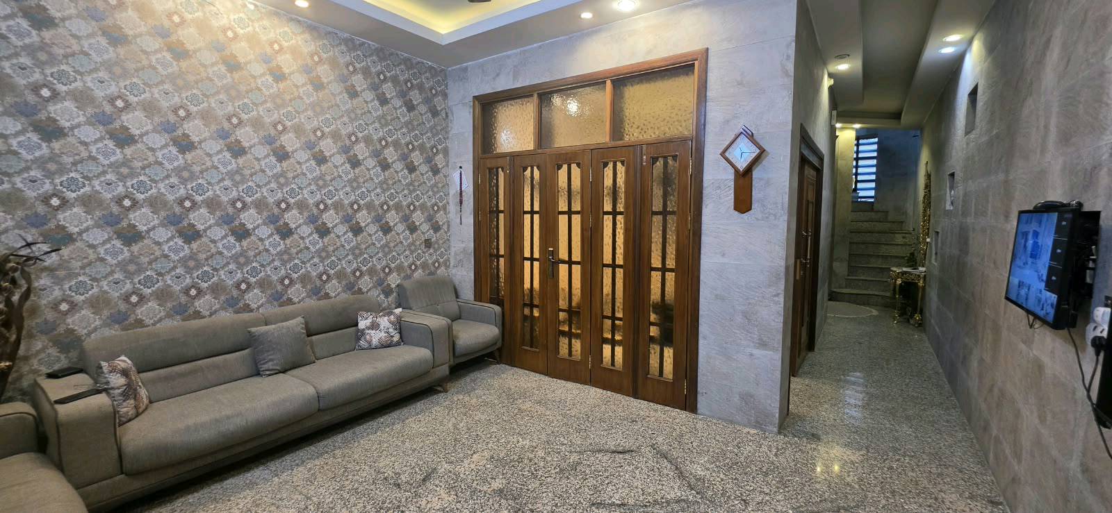 بيت للبيع في منطقة حي الجهاد الأمن الوطني بيت حديث جدا سعر ٣٤0000000-