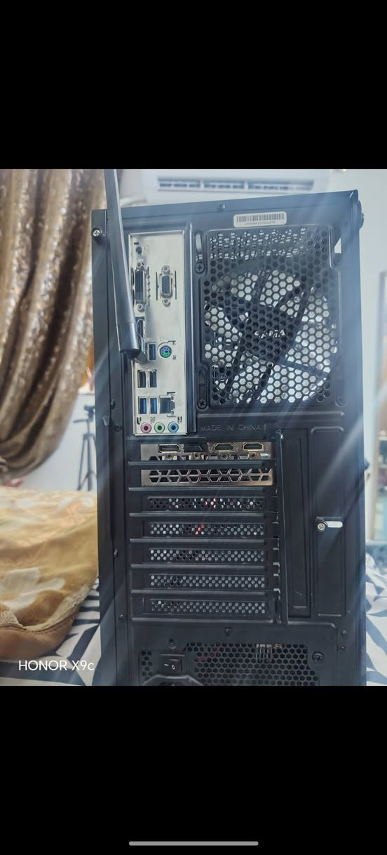 كيس PC • ٤ فانات RGB • نضيف
